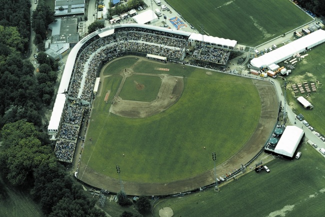 luchtfoto Neptunus Stadion-web